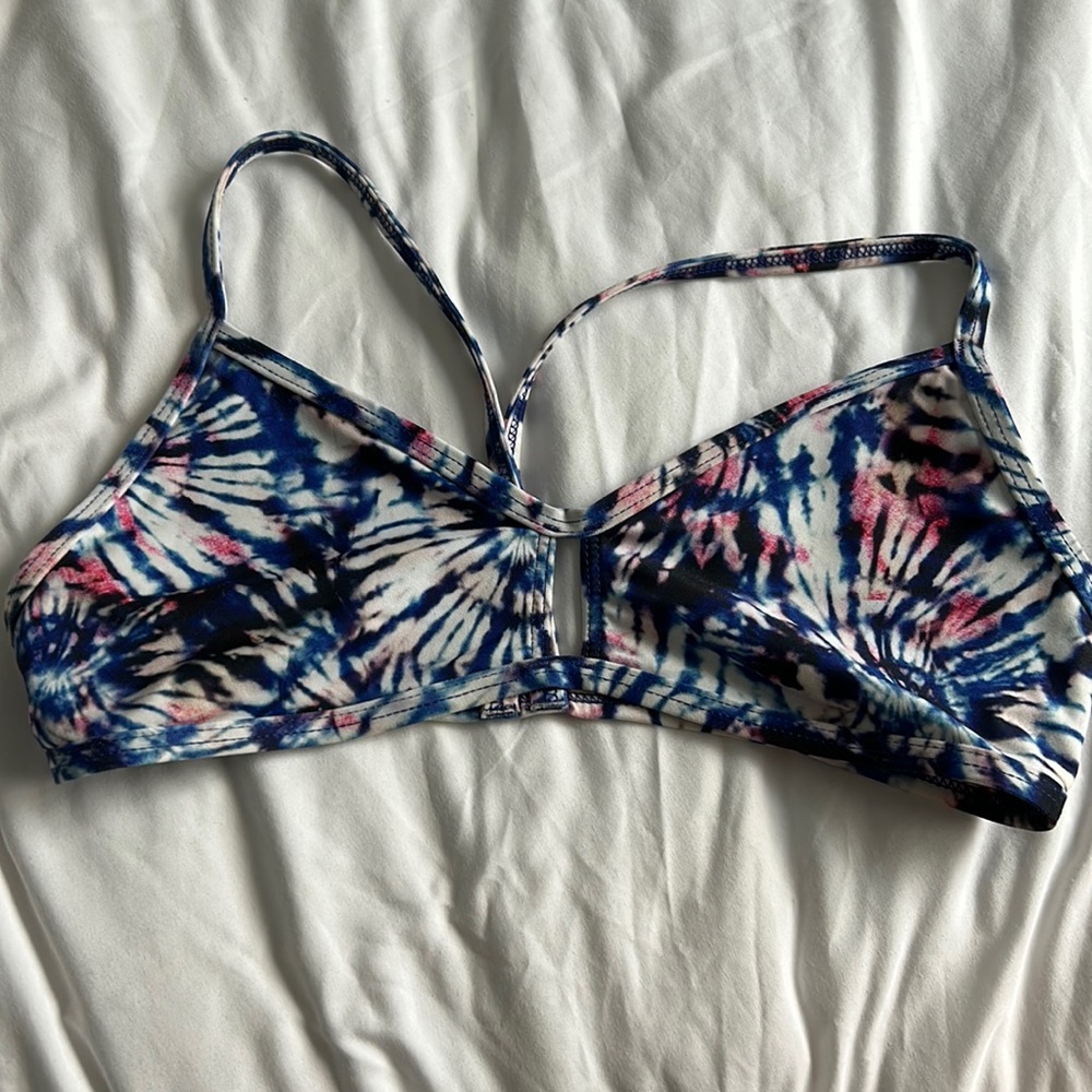 Jolyn Bennett Top in Firework Pattern